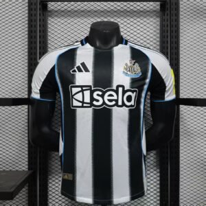 Camiseta Local New Castle Versión Jugador 25/26