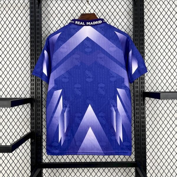 Camiseta Retro Visitante Real Madrid 96/97